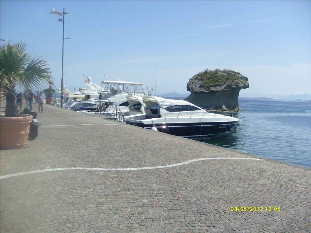 B&B Celestina Ischia Lacco Ameno (Isola d'Ischia) Exterior foto